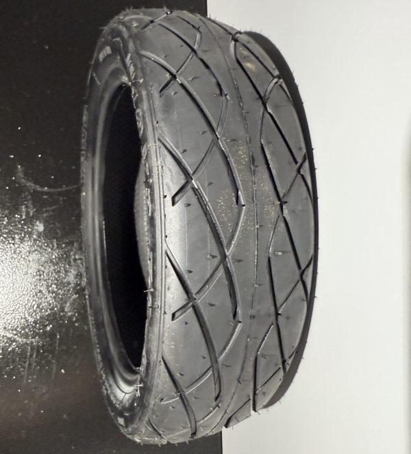 10 x 2.5 - 6.5 On Road Tyre - Image 3