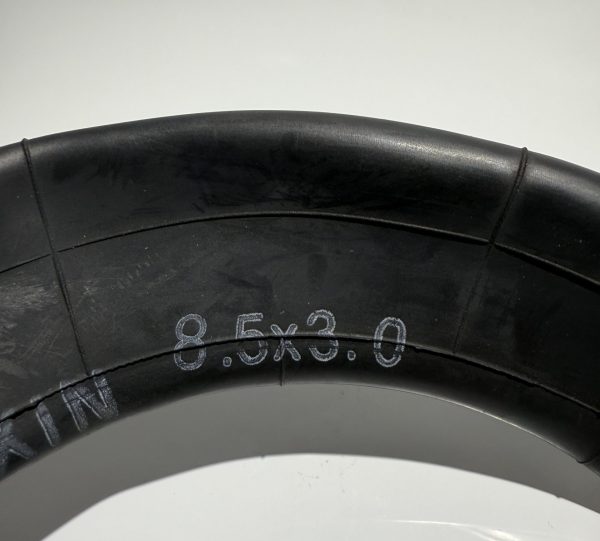 8.5 x 3 Inner Tube 90° Extended Valve - Image 2