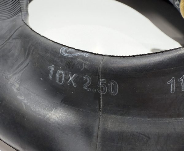 10 x 2.5 Inner tube 90° Valve (45° offset) - Image 3