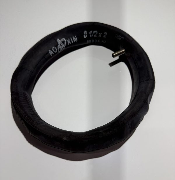 8.5 x 2 Inner Tube Straight Valve
